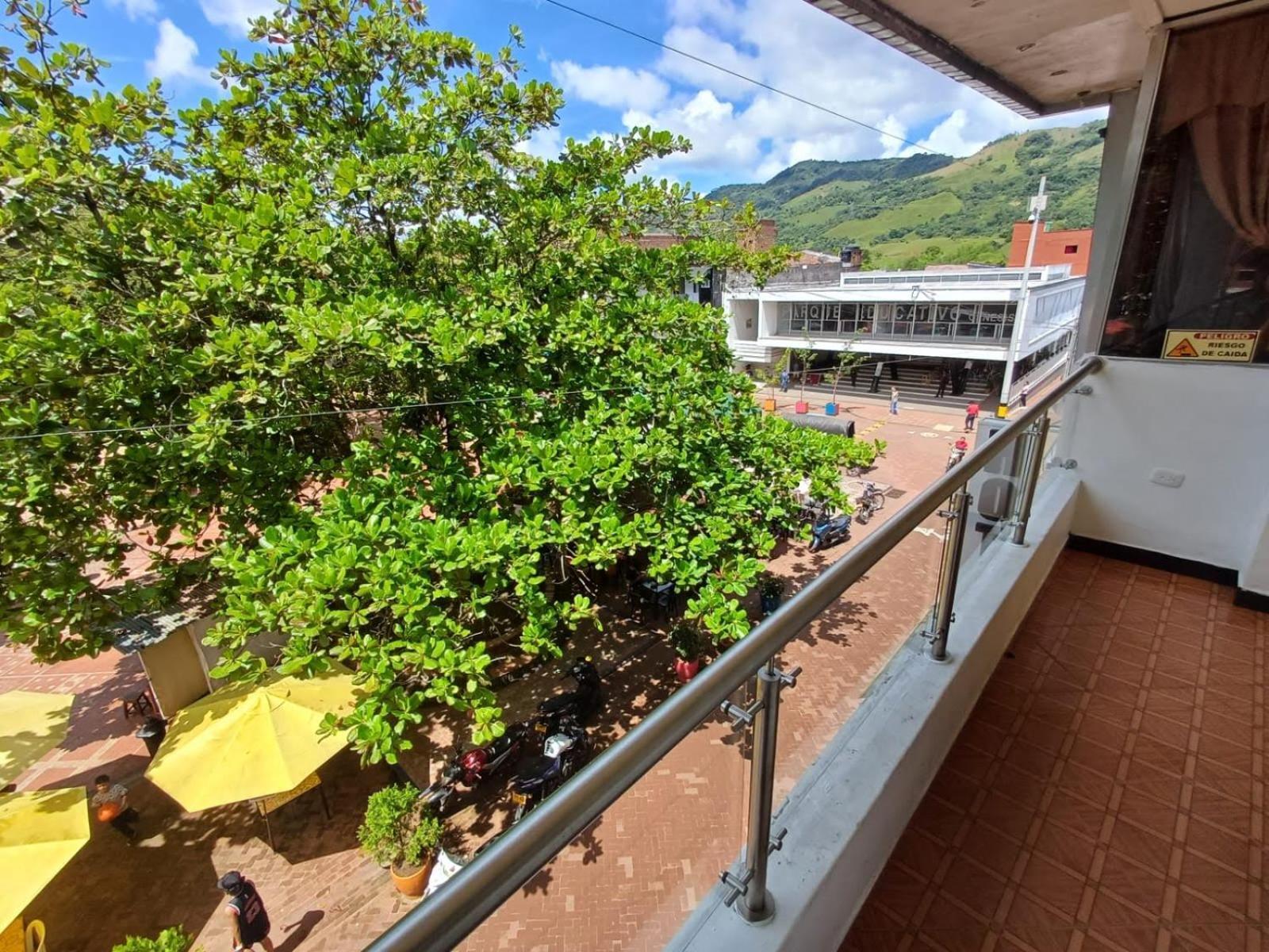 Hotel El Mirador San Carlos Luaran gambar